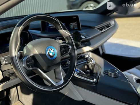 BMW i8 2015 - фото 17