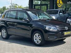 Продаж вживаних Volkswagen Tiguan 2016 року в Чернівцях - купити на Автобазарі