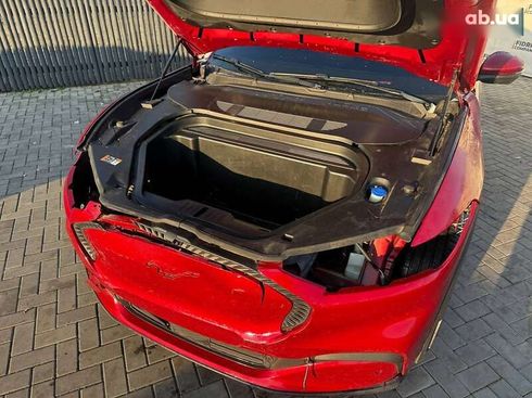 Ford Mustang Mach-E 2022 - фото 8