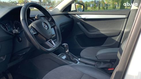 Skoda Octavia 2015 - фото 9