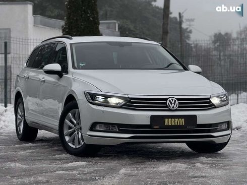 Volkswagen Passat 2017 - фото 10