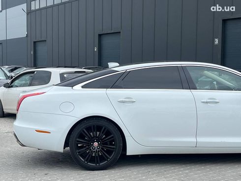 Jaguar XJ 2017 белый - фото 12