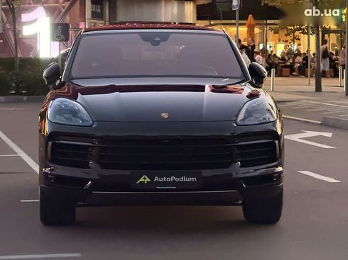 Porsche Cayenne Coupe 2019 - фото 28