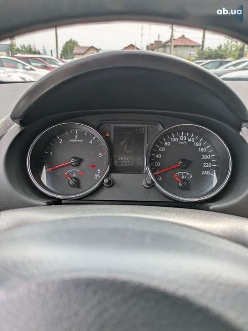 Nissan Qashqai 2011 - фото 12