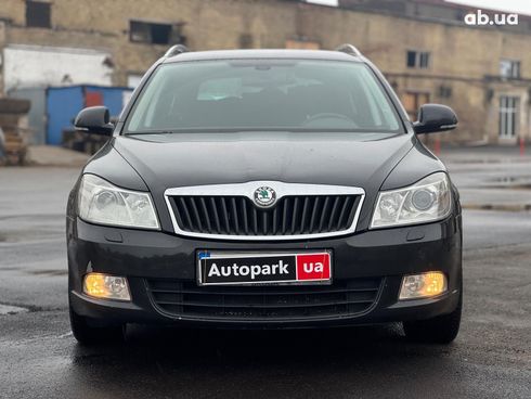 Skoda Octavia 2011 черный - фото 3