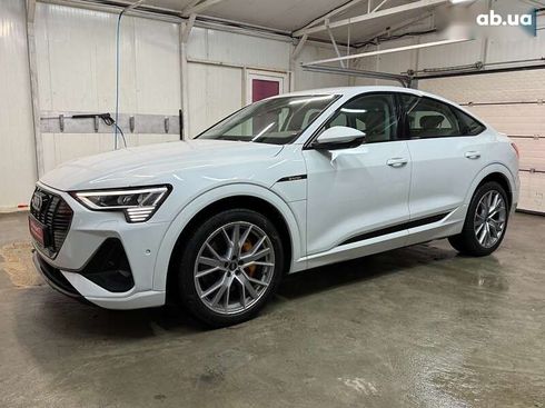 Audi E-Tron 2021 - фото 14