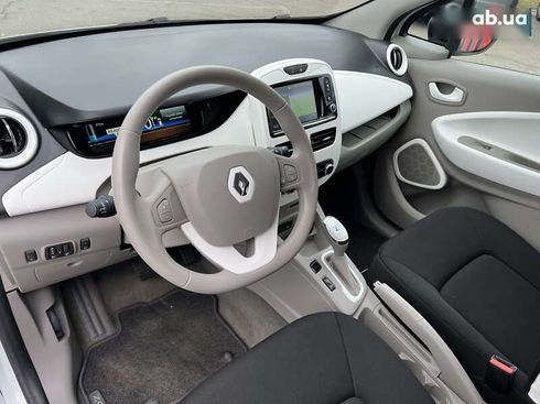 Renault Zoe 2017 - фото 25