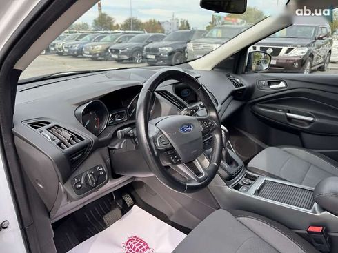 Ford Kuga 2016 - фото 12
