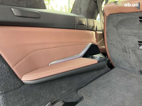 BMW X7 2021 - фото 18