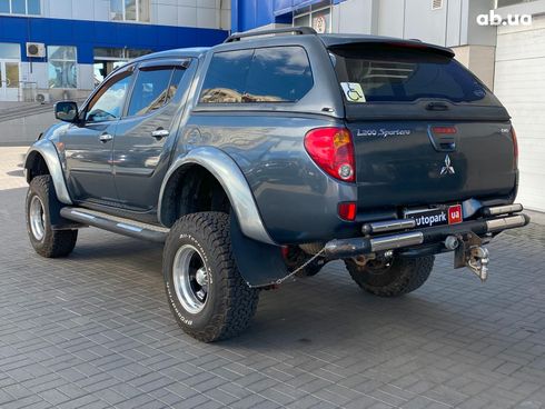 Mitsubishi l 200 2007 серый - фото 8