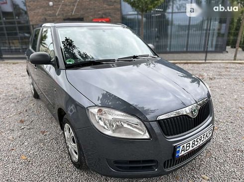 Skoda Fabia 2009 - фото 6