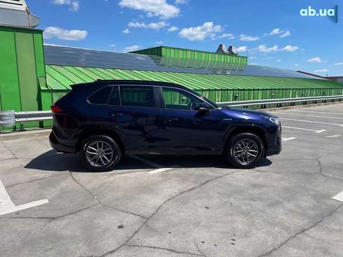Toyota RAV4 2020 - фото 4