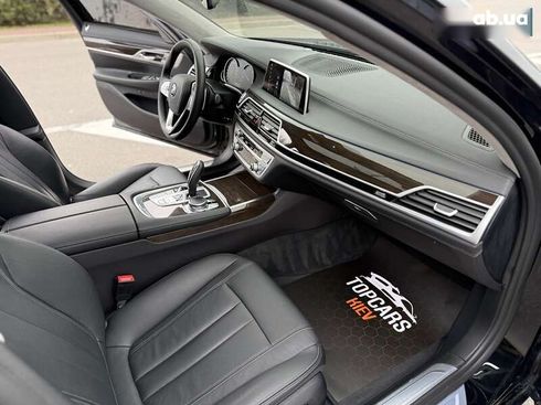 BMW 7 серия 2018 - фото 28