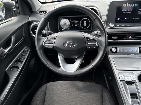 Hyundai Kona Electric 2021 - фото 24