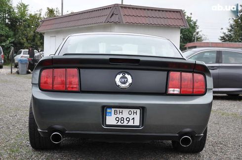 Ford Mustang 2006 - фото 11