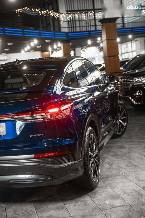 Audi Q4 e-tron 2021 - фото 7