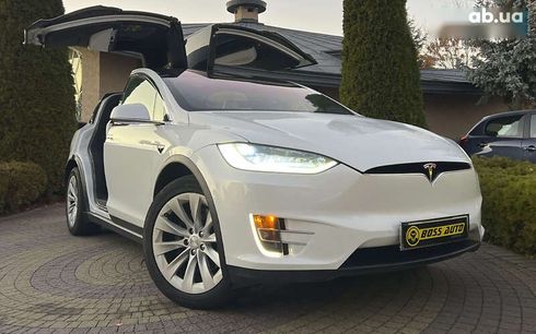 Tesla Model X 2018 - фото 10