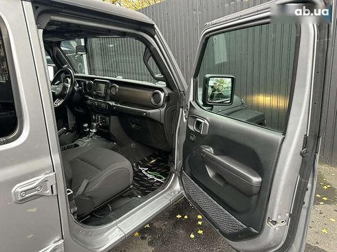 Jeep Gladiator 2019 - фото 12