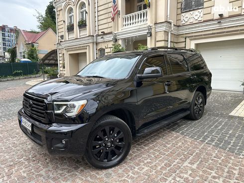 Toyota Sequoia 2018 черный - фото 9