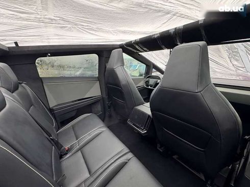 Tesla Cybertruck 2024 - фото 18