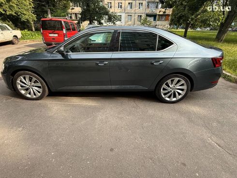 Skoda Superb 2016 - фото 5