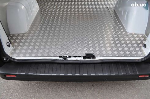 Renault Trafic 2021 - фото 26
