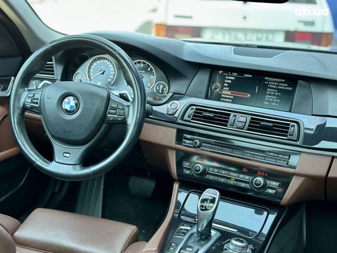 BMW 5 серия 2013 черный - фото 16