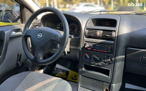 Opel Astra 2008 - фото 12