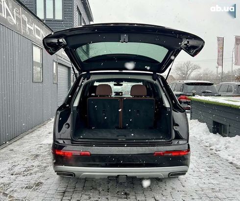 Audi Q7 2019 - фото 23