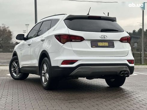 Hyundai Santa Fe 2017 - фото 18