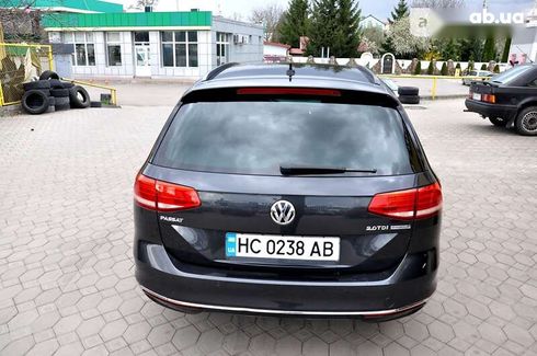 Volkswagen Passat 2018 - фото 8
