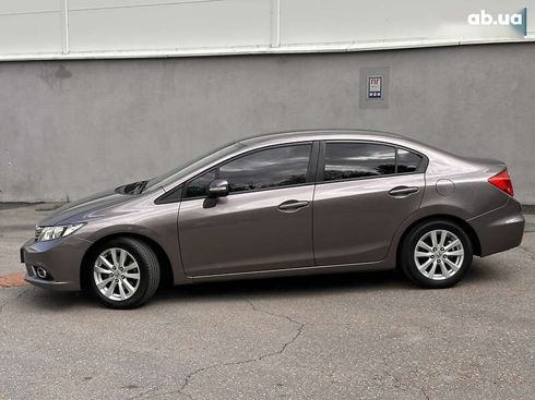 Honda Civic 2012 - фото 6