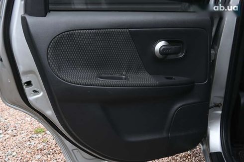 Nissan Note 2006 - фото 23