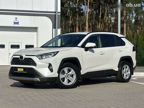 Toyota RAV4 2020 - фото 5