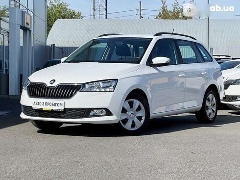 Skoda Fabia 2020 - фото 3