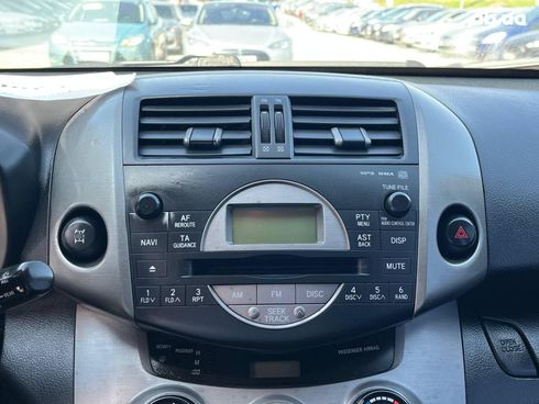 Toyota RAV4 2006 черный - фото 16