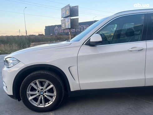 BMW X5 2016 белый - фото 10