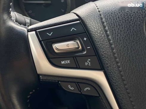 Toyota Land Cruiser Prado 2020 - фото 30