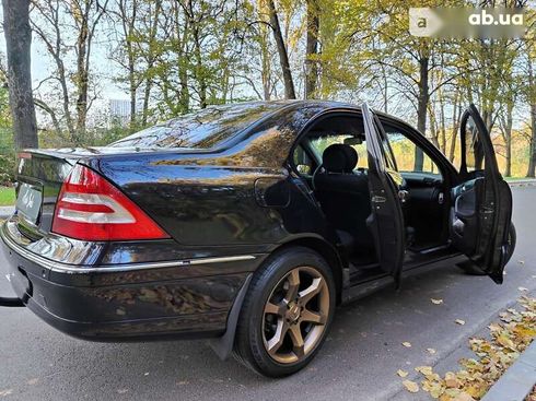 Mercedes-Benz C-Класс 2005 - фото 20