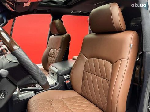 Toyota Land Cruiser 2018 - фото 27