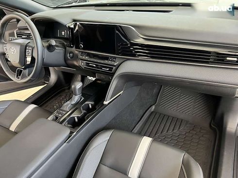 Toyota Camry 2024 - фото 25