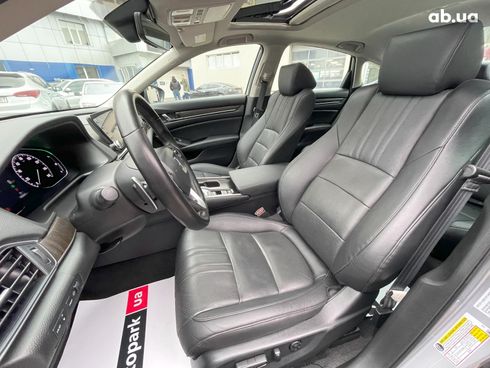 Honda Accord 2020 серый - фото 17