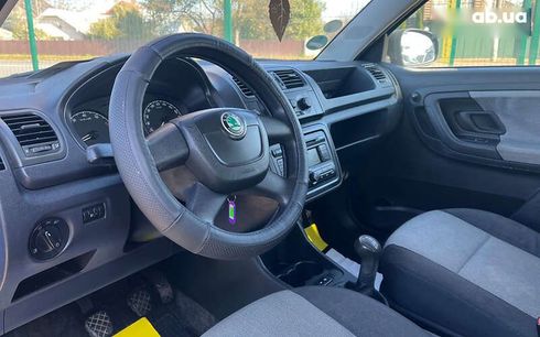 Skoda Fabia 2009 - фото 8