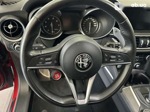 Alfa Romeo Stelvio 2017 - фото 14