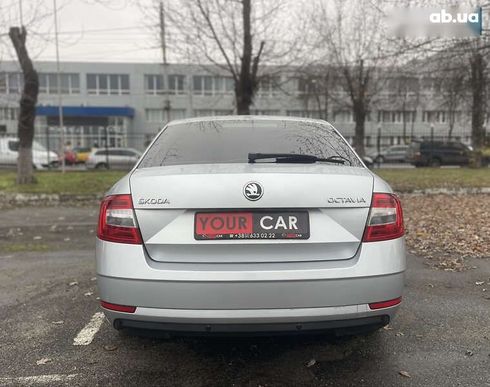 Skoda Octavia 2017 - фото 16