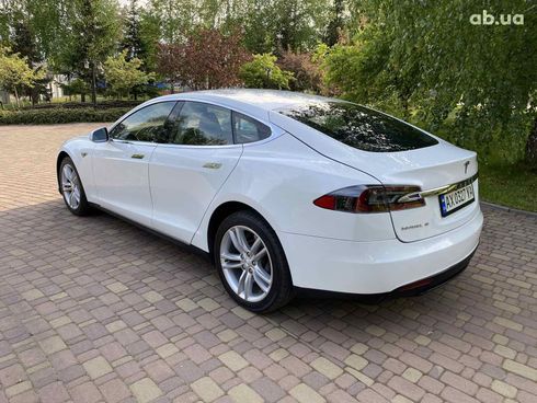 Tesla Model S 2013 белый - фото 7