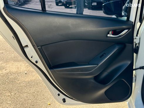 Mazda 3 2014 белый - фото 20