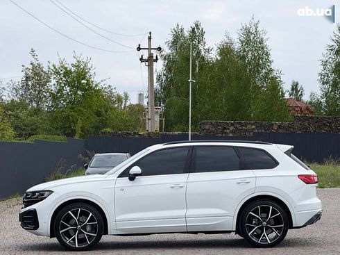 Volkswagen Touareg 2023 - фото 7