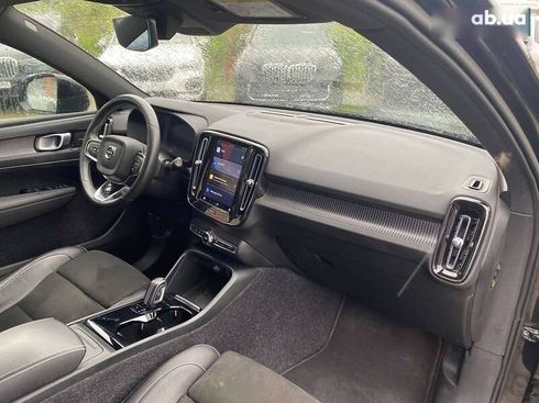 Volvo XC40 2020 - фото 9