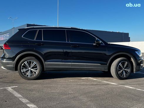 Volkswagen Tiguan 2019 черный - фото 8